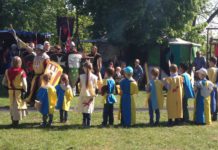 Mittelalterspektakel auf Schloss Landestrost