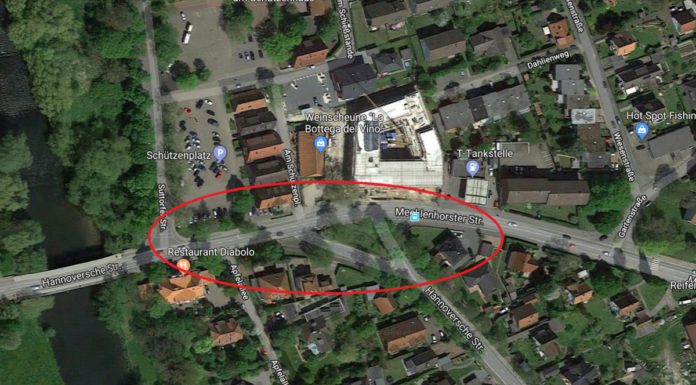 Mecklenhorster Straße: Fahrbahneinengungen durch Fundamentarbeiten