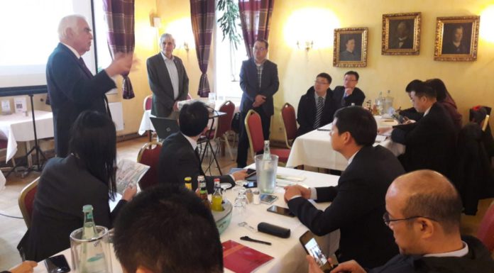 Besuch der Delegation Shanghai Municipal Finance Bureau