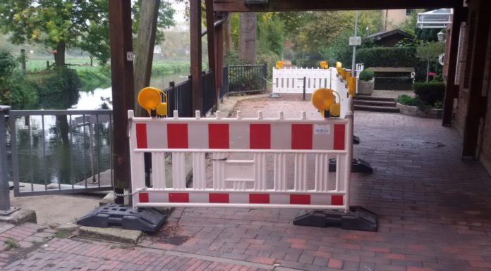 Spundwand abgängig – Weg an der Kleinen Leine gesperrt