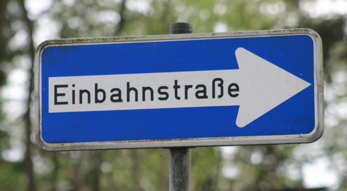 Hausbau: Das Rundeel wird mehrere Monate zur Einbahnstraße