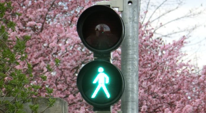 Ampel wird installiert: Siemensstraße teilgesperrt