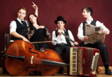 A Glezele Vayn – Klezmer-Balkan-Alpenmusik im Schloss Landestrost am 22. November, 20 Uhr