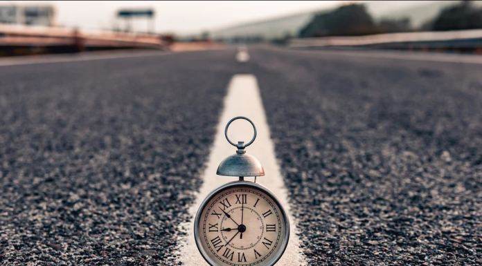 Asphaltierungsarbeiten: Der Froschkönigweg wird fertiggestellt – Vorsicht beim Betreten