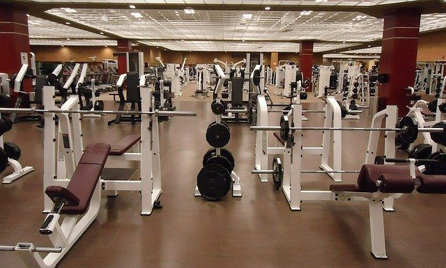 Sporthallen und Fitnessstudios dürfen ab 25. Mai 2020 wieder öffnen; außerdem grünes Licht für Basketball-Bundesligisten, Frauen-Bundesliga, DFB-Pokal und 3. Fußball-Liga