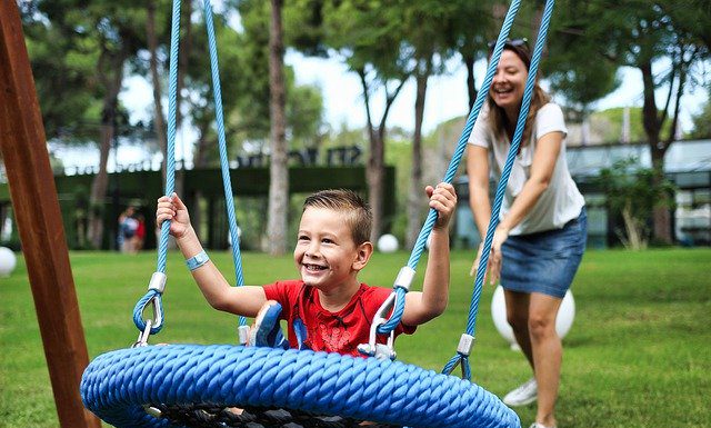 Auf den Spielplätzen darf wieder getobt werden