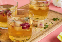 Gekühlter Tee mit Apfel-Minz Eiswürfel