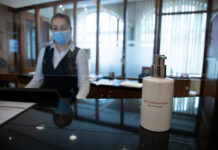 Deutliche Einkommensunterschiede in Stadt und Region Hannover: Nach Tarif verdienen Beschäftigte im Schnitt 6,71 Euro mehr pro Stunde