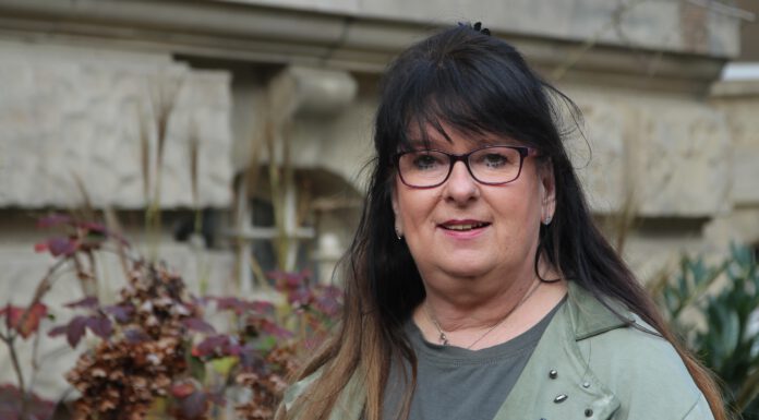 Pilot-Projekt „Babylotsen“ gestartet Hilfe von Anfang an für (werdende) Eltern / Babylotsin berät im Klinikum Neustadt