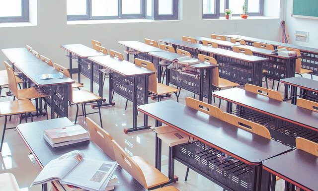 Schul- und Kitabetrieb im Lockdown: Distanzlernen, Wechselunterricht und Notbetreuung