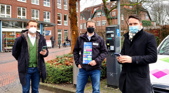 Handyparken in der Neustädter Innenstadt: Parkgebühren können jetzt auch digital bezahlt werden