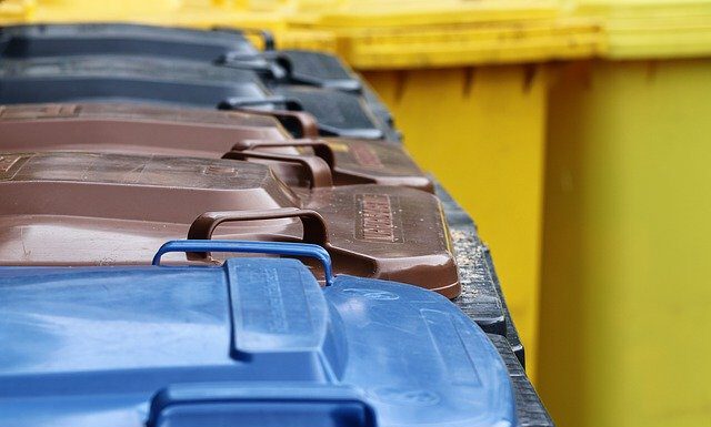 Verzögerungen bei der Müllabfuhr durch Glätte