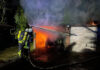 PKW-Brand in Garage am Sonntag