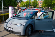 Grüne Mobilität: Das Klinikum Region Hannover baut E-Fahrzeugflotte auf