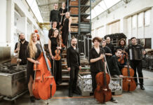 Kultursommer 2021: „Tango Sensations“ auf Schloss Landestrost Orchester im Treppenhaus verzaubert den Amtsgarten