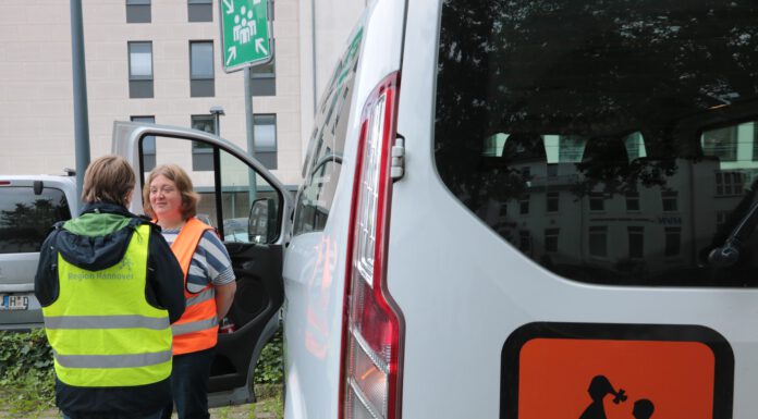 Region Hannover kontrolliert 150 Fahrzeuge für Schülerbeförderung