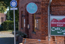 Offizielle Eröffnung der Mitfahrbank in Eilvese und Hagen!