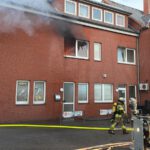 Feuerwehr Neustadt: Brandeinsatz am 2. Weihnachtsfeiertag in einem Mehrfamilienhaus