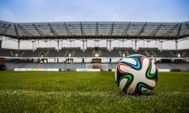 Beschluss des OVG Lüneburg setzt pauschale Obergrenze von 500 Personen bei Veranstaltungen unter freiem Himmel außer Kraft