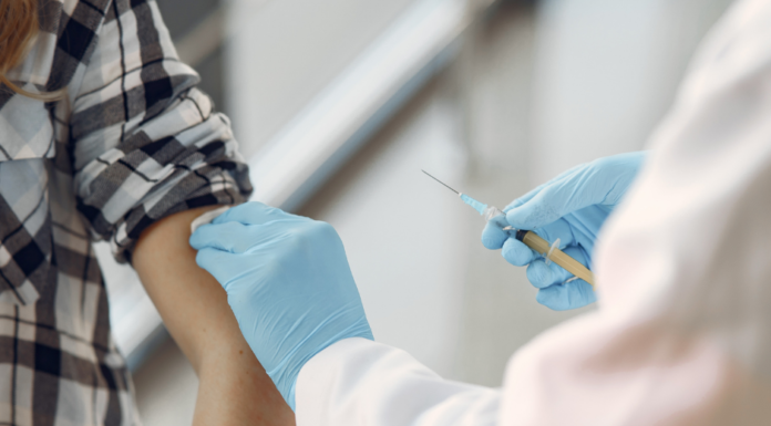 Impfangebote für Kinder, Jugendliche und Erwachsene in vielen Kommunen