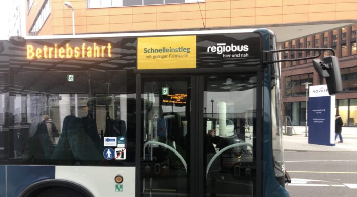 Vollsperrung Kreisverkehr Breslauer Straße: Haltestelle entfällt – Bereich Neustadt: regiobus Linie 802 betroffen