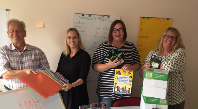 Viele Sprachkurse im Blau-gelben Treffpunkt – Spende der Altrewa Stiftung hilft