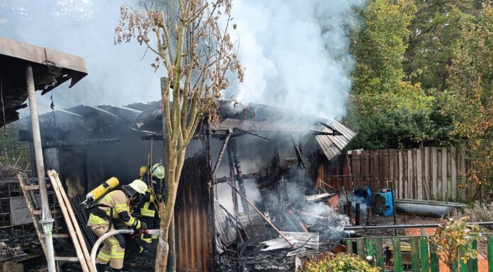 Gartenschuppenbrand in Evensen mit erhöhter Alarmstufe