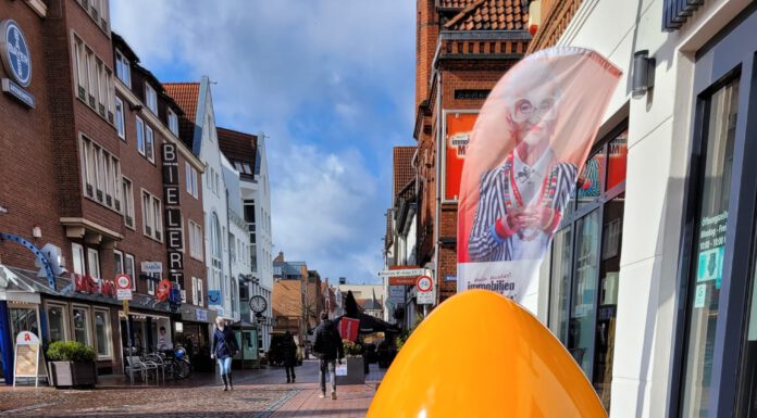 Ostereier-Deko in Neustadts Innenstadt Ostereier in der Innenstadt. Foto: Stadt Neustadt a. Rbg.