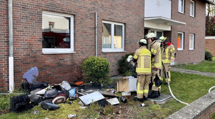 Feuerwehren löschen Küchenbrand in Mandelsloh Küchenbrand in Mandelsloh