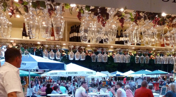 10. Weinfest in Steinhude vom 2. bis zum 4. Juni 2023 10. Weinfest in Steinhude. Foto: Stadt Events GmbH