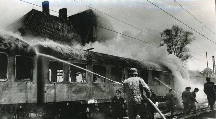 Tausende Fotos des Pressefotografen Wilhelm Bartling jetzt im Online-Bildportal des Archivs der Region Hannover Tausende Fotos des Pressefotografen Wilhelm Bartling jetzt im Online-Bildportal des Archivs der Region Hannover