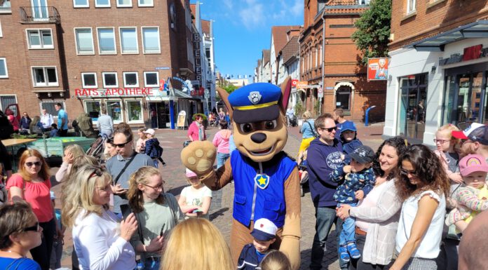 Sommerwochen 2024 in Neustadt – Blaulichtparty am 01. Juni Sommerwochen 2024 in Neustadt - Blaulichtparty am 01. Juni