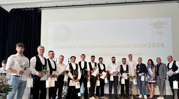 87 neue Fachkräfte im Handwerk begrüßt – feierliche Gesellenbriefausgabe in Neustadt 87 neue Fachkräfte im Handwerk begrüßt - feierliche Gesellenbriefausgabe in Neustadt am Rübenberge