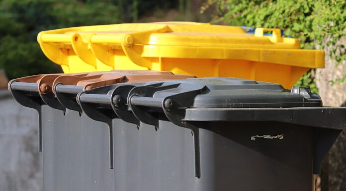 Tschüss Gelber Sack, hallo Gelbe Tonne! Tschüss Gelber Sack, hallo Gelbe Tonne!