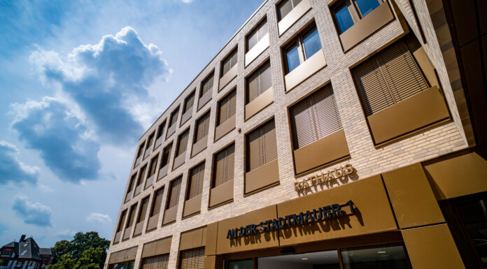 Neustadtfest am 07.09 – Das neue Rathaus beim Tag der offenen Tür kennenlernen Neustadtfest am 07.09 - Das neue Rathaus beim Tag der offenen Tür kennenlernen