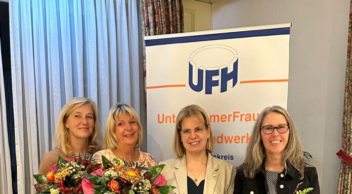 Jahreshauptversammlung der Unternehmerfrauen im Handwerk Neustadt Wunstorf Garbsen e.V. Jahreshauptversammlung der Unternehmerfrauen im Handwerk Neustadt Wunstorf Garbsen e.V.