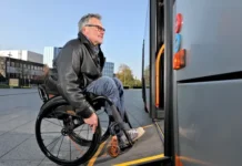 Sicher und barrierefrei im Linienverkehr unterwegs – Kostenfreie Mobilitätstrainings am und im Bus in Neustadt Sicher und barrierefrei im Linienverkehr unterwegs - Kostenfreie Mobilitätstrainings am und im Bus in Neustadt