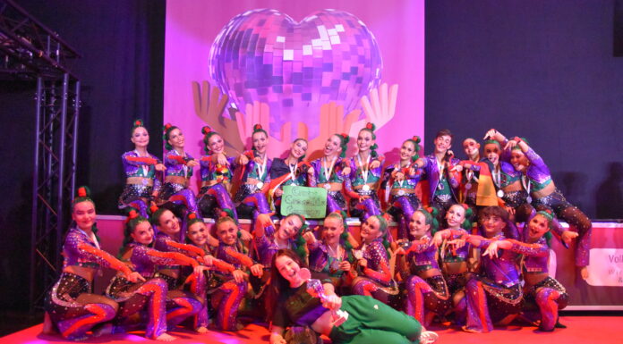 Disco Dance Weltmeisterschaft: Crazy Crocodile Company wird Vizeweltmeister! Disco Dance Weltmeisterschaft: Crazy Crocodile Company wird Vizeweltmeister!