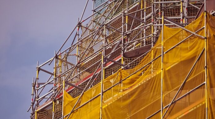 Energietreff in Neustadt: Denkmalgeschützte Gebäude im Fokus der Sanierung Energietreff in Neustadt: Denkmalgeschützte Gebäude im Fokus der Sanierung