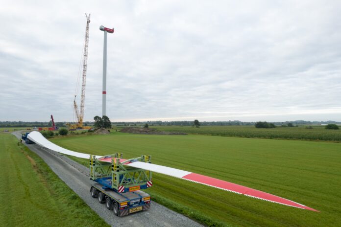 Die Anlieferung der Großkomponenten für den Windpark Mandelsloh hat begonnen, die Fertigstellung ist für Sommer 2025 geplant