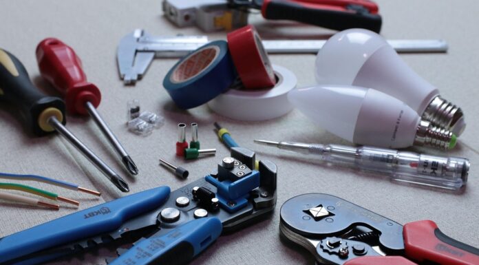 Reparieren statt wegwerfen: Niedersachsen fördert Repair Cafés mit 400.000 Euro Die Förderung von Repair Cafés in Niedersachsen unterstützt das Reparieren statt wegwerfen und fördert Nachhaltigkeit und Umweltschutz