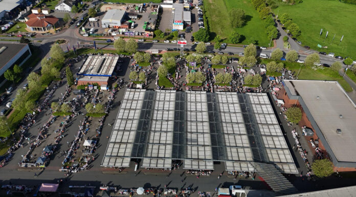 Familienflohmarkt der Freiwilligen Feuerwehr Neustadt am Rübenberge: Ein Event für die ganze Familie Der Familienflohmarkt der Freiwilligen Feuerwehr Neustadt bietet eine tolle Gelegenheit, um Stände zu besuchen und die Ortsfeuerwehr zu unterstützen.