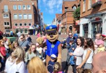 Sommerwochen 2025 in Neustadt: Ein Samstag im Monat für Familien Die Sommerwochen 2025 in Neustadt bieten ein spannendes Kinderprogramm mit verschiedenen Mottos an jedem Samstag im Monat