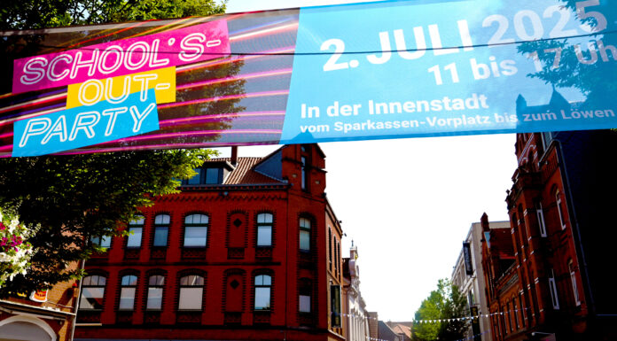 School’s-Out-Party läutet die Sommerferien mit buntem Programm ein Die School's-Out-Party läutet die Sommerferien in Neustadt mit einem bunten Programm und vielen Aktionen ein