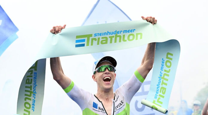 Siege für Haupt und Paulus beim 2. Steinhuder Meer Triathlon Der 2. Steinhuder Meer Triathlon war ein voller Erfolg, Haupt und Paulus triumphieren bei herausfordernden Bedingungen