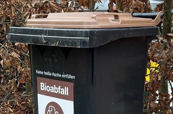 Biotonne – Tipps für eine umweltfreundliche Abfallentsorgung auch im Sommer Die Abfallwirtschaft Region Hannover gibt Tipps für eine umweltfreundliche Abfallentsorgung in der Biotonne auch im Sommer