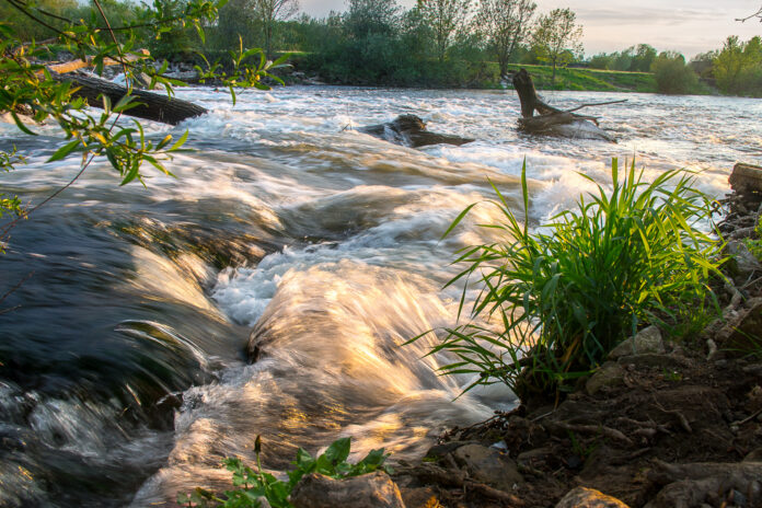Gemeinsam stark gegen Hochwasser: Neue Partnerschaft für besseren Schutz gegründet. Hochwasserrisiken werden künftig besser bewältigt