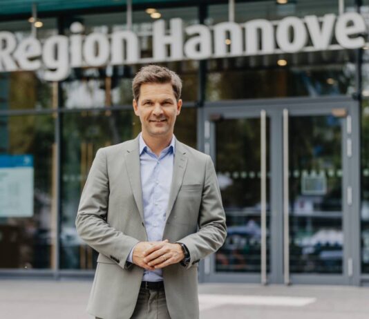 Regionsversammlung stimmt Beurlaubung des Regionspräsidenten für Wahlvorbereitungen zu Die Beurlaubung des Regionspräsidenten für Wahlvorbereitungen wurde von der Regionsversammlung genehmigt. Details zur Entscheidung