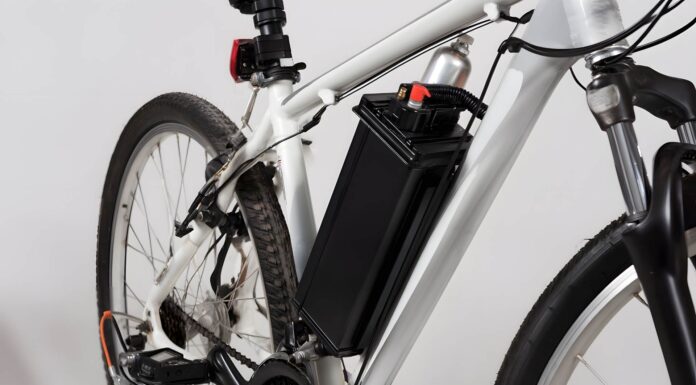 Sicherheit zuerst – aha konzentriert Annahme von E-Bike-Akkus im Abfallbehandlungszentrum Lahe Sicherheit zuerst - aha konzentriert Annahme von E-Bike-Akkus im Abfallbehandlungszentrum Lahe ab 01.01.2026