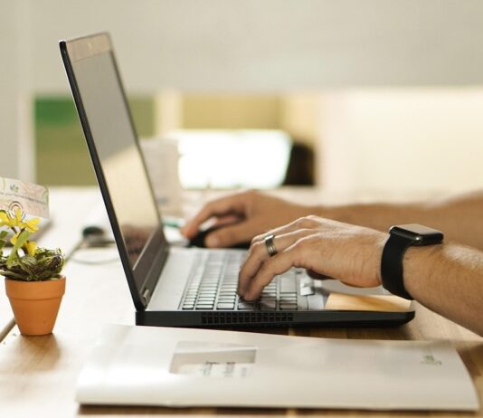 Ummeldung per Klick jetzt möglich: Neuer digitaler Service erlaubt Wohnsitz-Anmeldung online Ummeldung per Klick jetzt möglich: Neuer digitaler Service erlaubt Wohnsitz-Anmeldung online, aber heißt per Klick auch einfach?